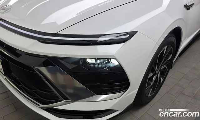 Hyundai Sonata 2024 2.0 автомат (гидро), миниатюра 8