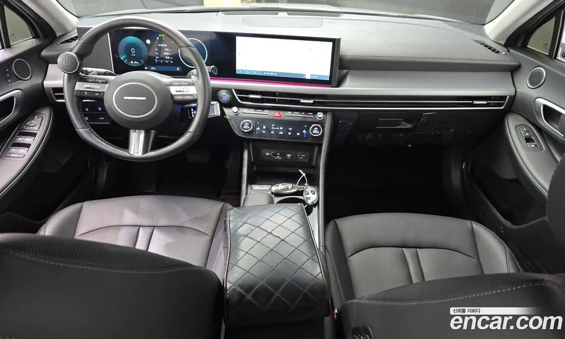 Hyundai Sonata 2024 1.6 автомат (гидро), фото 7