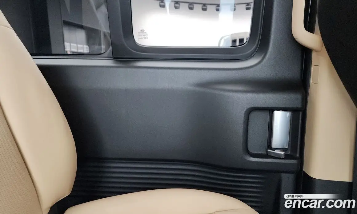 Hyundai Staria 2022 2.2 автомат (гидро), фото 14
