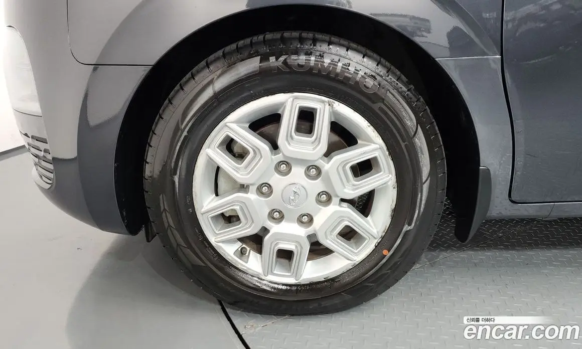 Hyundai Staria 2022 2.2 автомат (гидро), фото 4