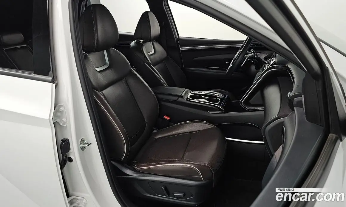 Hyundai Tucson 2022 1.6 автомат (гидро), фото 11