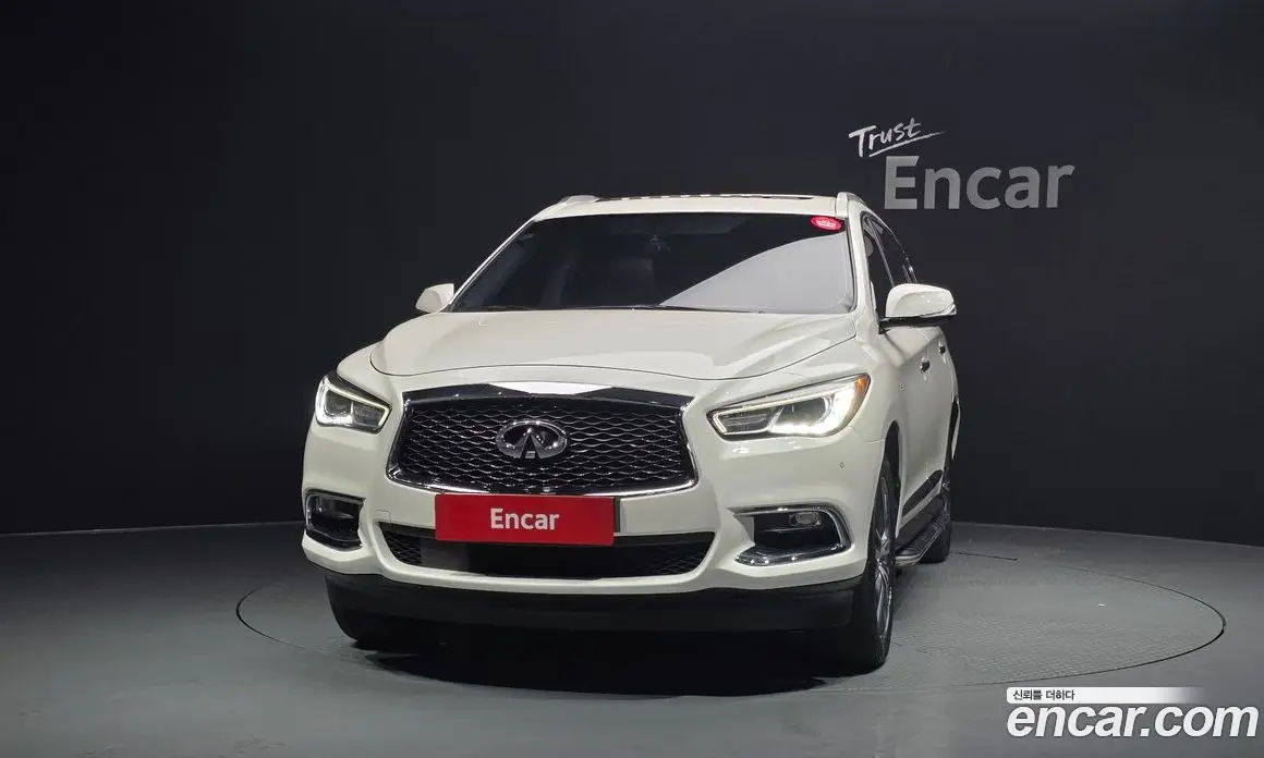 Infiniti QX60 2017 3.5 автомат (гидро), фото 3 Infiniti QX60 2017 3.5 автомат (гидро), фото 3