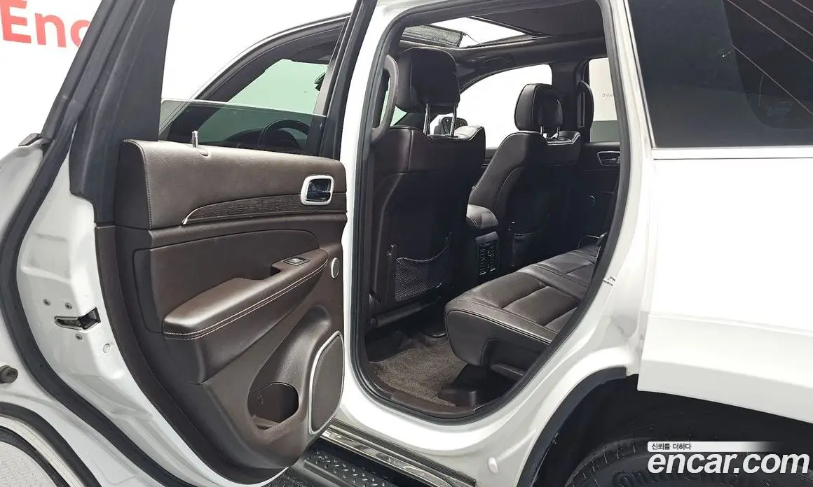 Jeep Cherokee 2018 3.0 автомат (гидро), фото 12