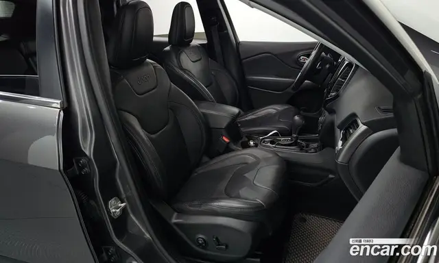 Jeep Cherokee 2020 2.4 автомат (гидро), миниатюра 11