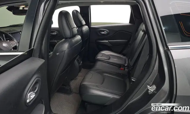 Jeep Cherokee 2020 2.4 автомат (гидро), миниатюра 12