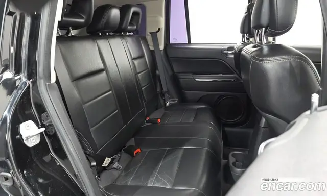 Jeep Compass 2012 2.4 автомат (гидро), миниатюра 12