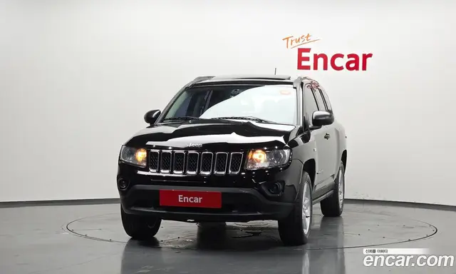 Jeep Compass 2012 2.4 автомат (гидро), миниатюра 3