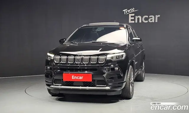 Jeep Compass 2022 2.4 автомат (гидро), миниатюра 3