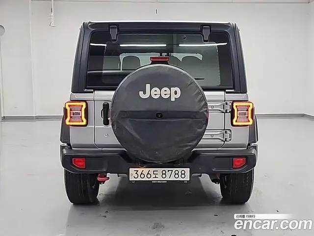 Jeep Wrangler 2018 2.0 автомат (гидро), миниатюра 3