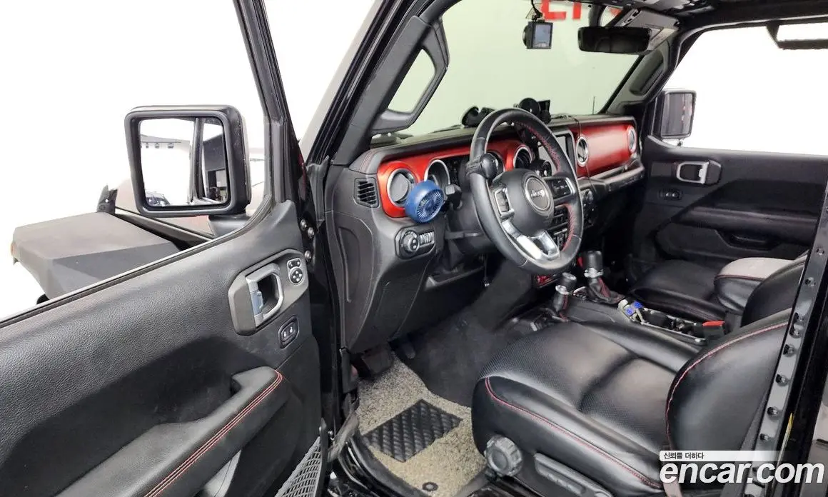 Jeep Wrangler 2018 2.0 автомат (гидро), фото 13