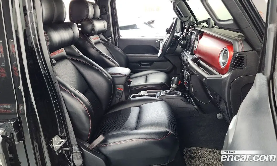 Jeep Wrangler 2018 2.0 автомат (гидро), фото 16