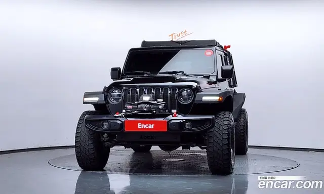 Jeep Wrangler 2018 2.0 автомат (гидро), миниатюра 3