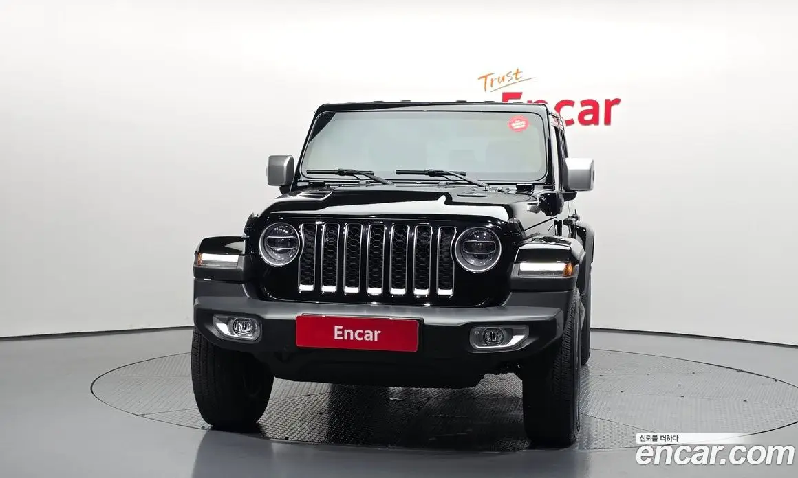 Jeep Wrangler 2022 2.0 автомат (гидро), фото 3