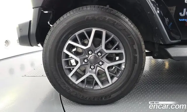 Jeep Wrangler 2022 2.0 автомат (гидро), миниатюра 5