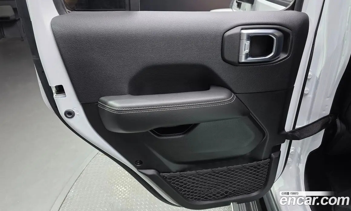 Jeep Wrangler 2022 2.0 автомат (гидро), фото 14