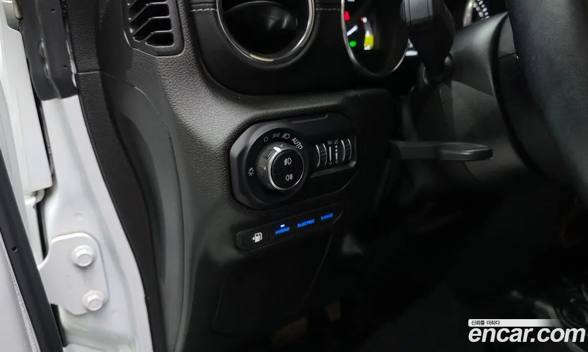 Jeep Wrangler 2022 2.0 автомат (гидро), фото 23