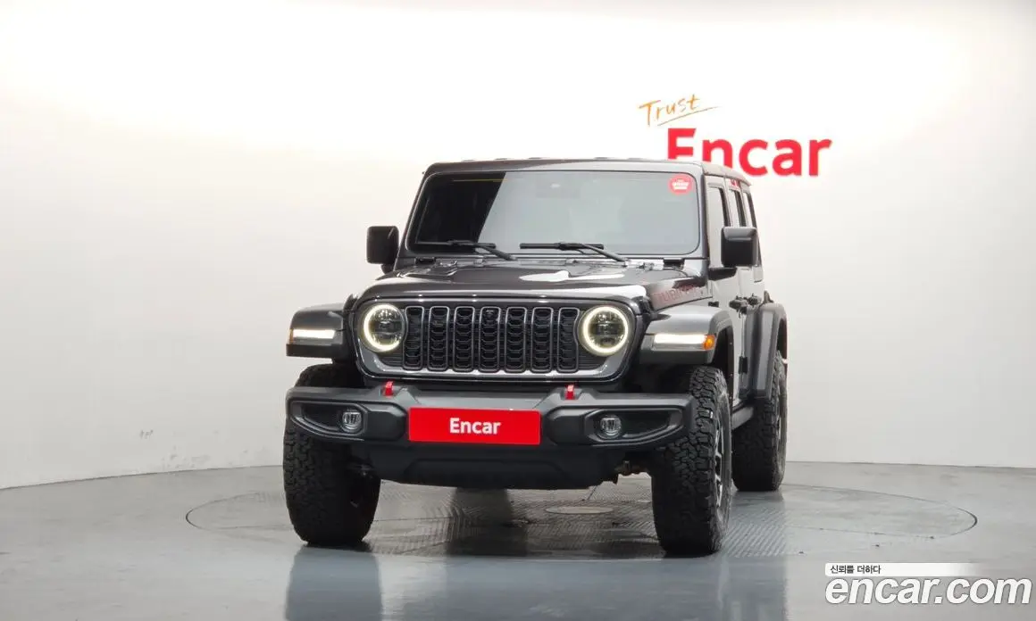 Jeep Wrangler 2023 2.0 автомат (гидро), фото 3