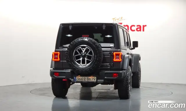 Jeep Wrangler 2023 2.0 автомат (гидро), миниатюра 4