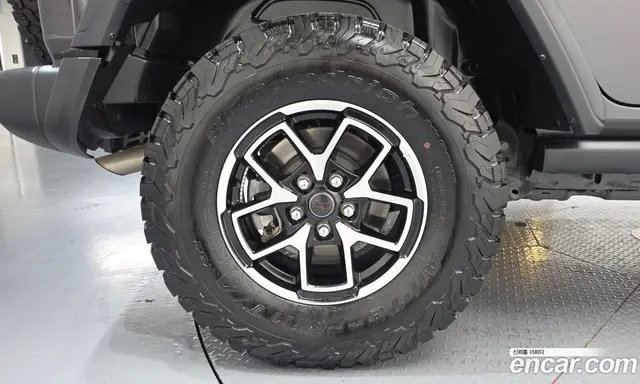 Jeep Wrangler 2023 2.0 автомат (гидро), миниатюра 5