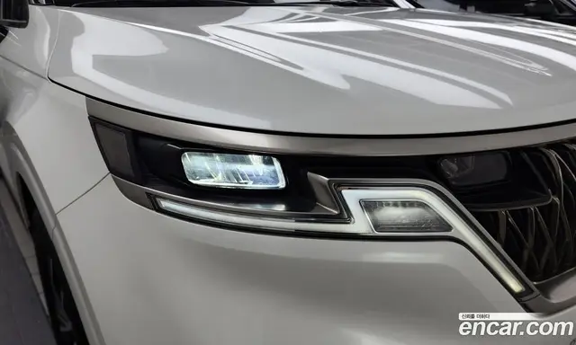 Kia Carnival 2022 3.5 автомат (гидро), миниатюра 7