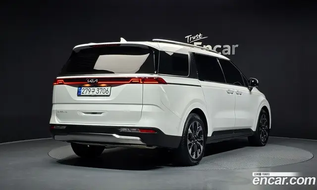Kia Carnival 2023 2.2 автомат (гидро), миниатюра 2