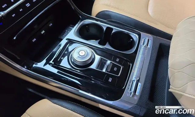 Kia Carnival 2023 2.2 автомат (гидро), миниатюра 12