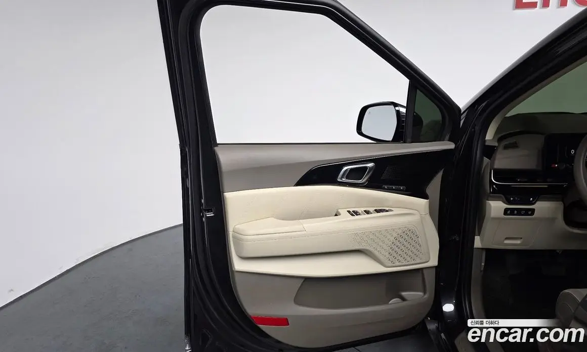 Kia Carnival 2024 3.5 автомат (гидро), фото 14