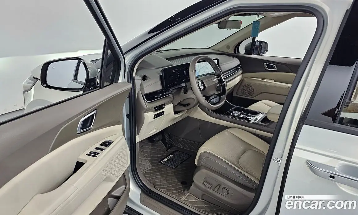 Kia Carnival 2025 1.6 автомат (гидро), фото 13
