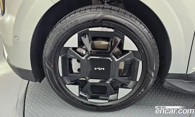 Kia Carnival 2025 1.6 автомат (гидро), миниатюра 5