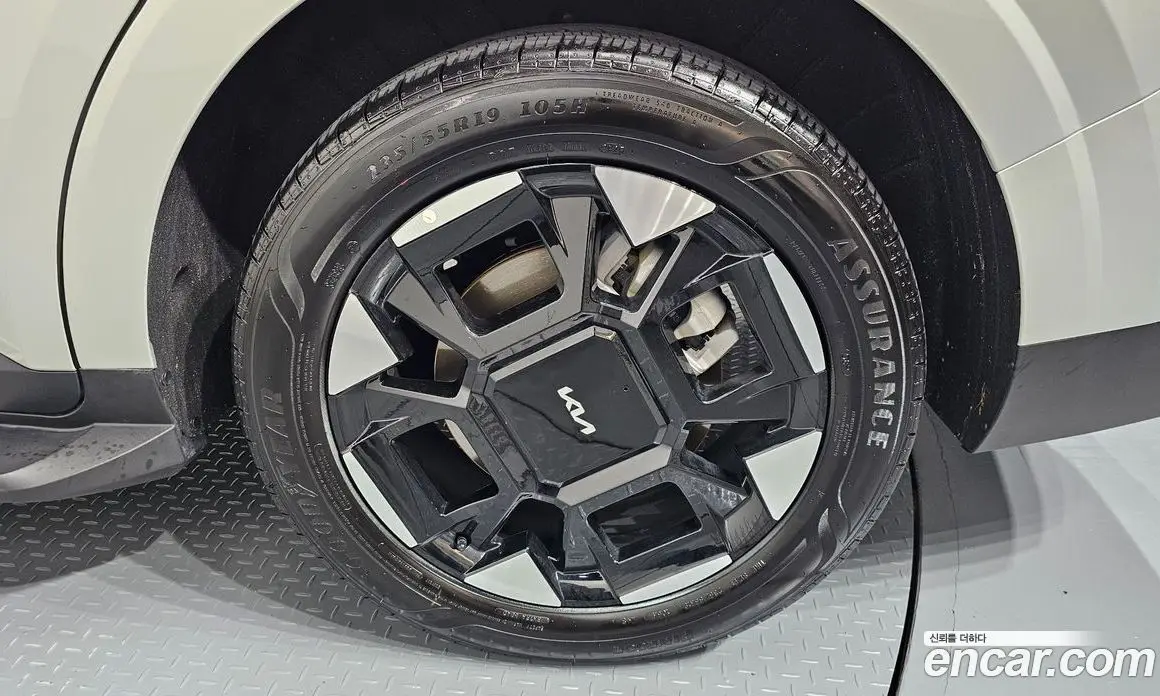 Kia Carnival 2025 1.6 автомат (гидро), фото 7