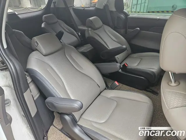 Kia Carnival 2025 1.6 автомат (гидро), миниатюра 2