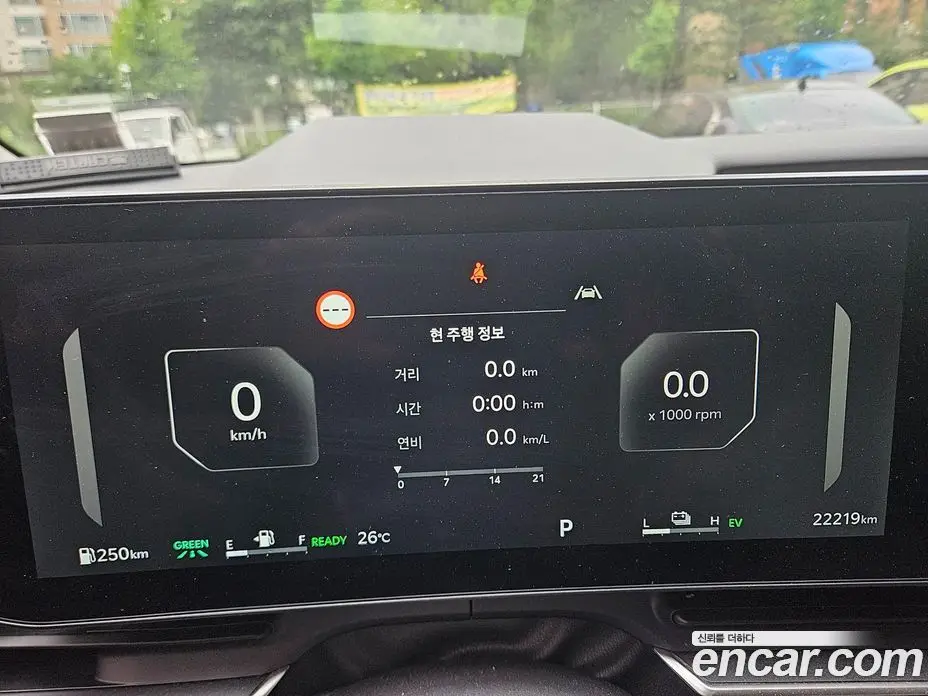 Kia Carnival 2025 1.6 автомат (гидро), фото 7