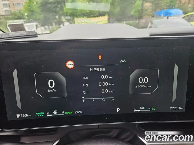 Kia Carnival 2025 1.6 автомат (гидро), миниатюра 7