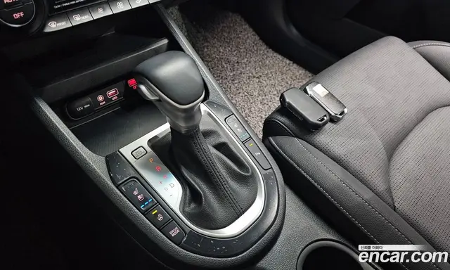 Kia K3 2019 1.6 автомат (гидро), миниатюра 11