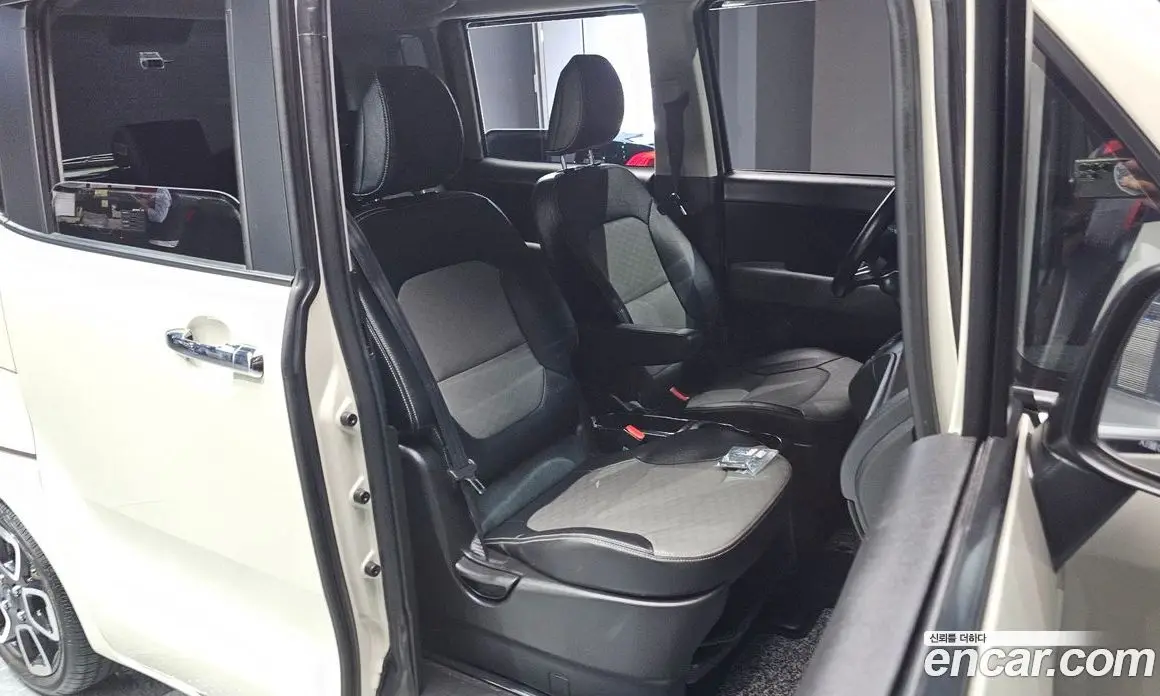Kia Ray 2020 1.0 автомат (гидро), фото 11