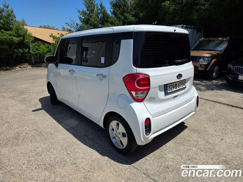 Kia Ray 2021 1.0 автомат (гидро), фото 6