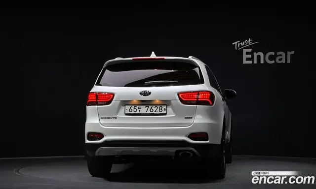 Kia Sorento 2019 2.0 автомат (гидро), миниатюра 4