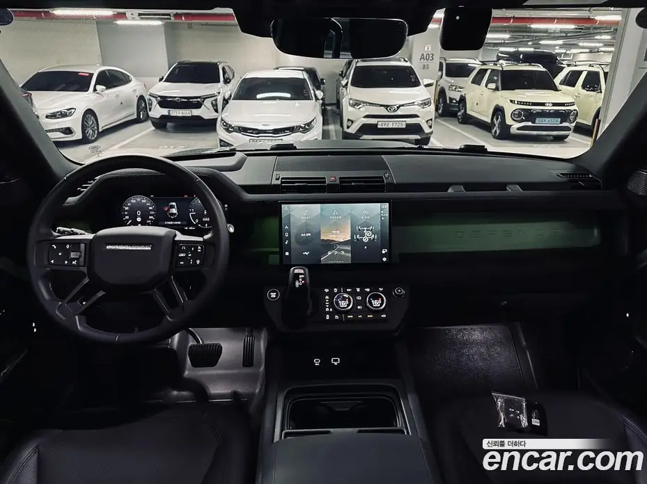 Land Rover Defender 2023 3.0 автомат (гидро), фото 6