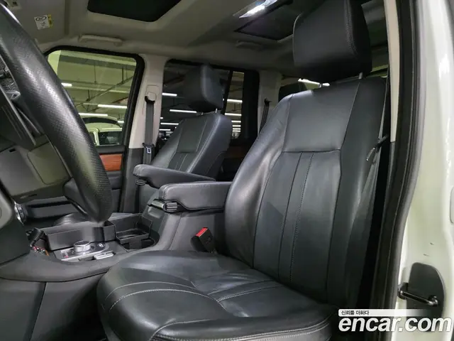 Land Rover Discovery 2014 3.0 автомат (гидро), миниатюра 7