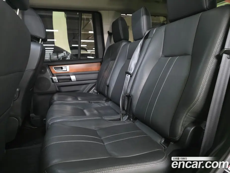 Land Rover Discovery 2014 3.0 автомат (гидро), фото 10
