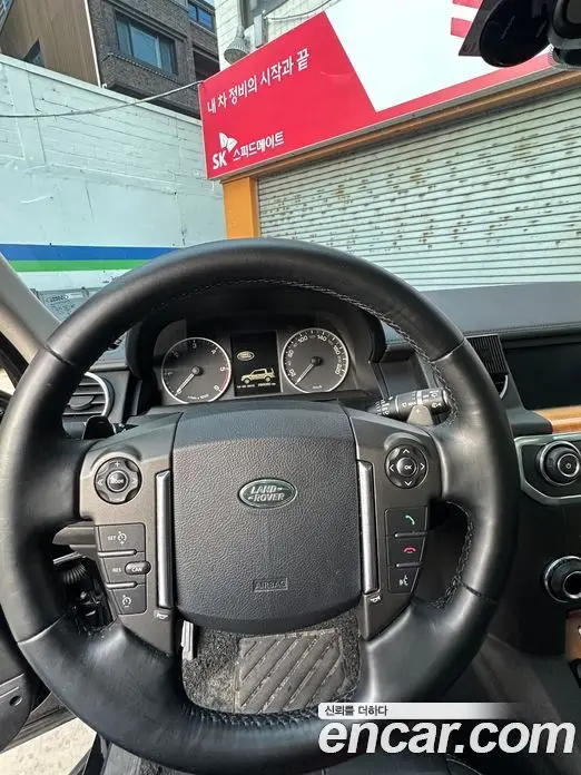 Land Rover Discovery 2015 3.0 автомат (гидро), фото 14