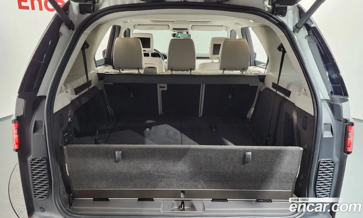 Land Rover Discovery 2018 3.0 автомат (гидро), фото 19