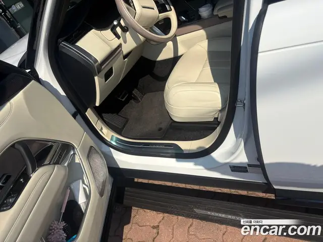 Land Rover Range Rover 2025 3.0 автомат (гидро), миниатюра 7