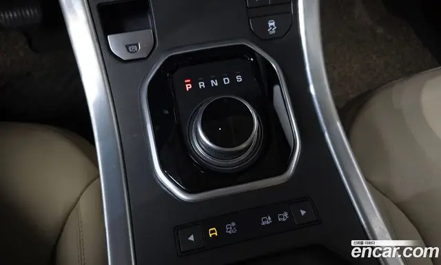 Land Rover Range Rover Evoque 2018 2.0 автомат (гидро), миниатюра 11