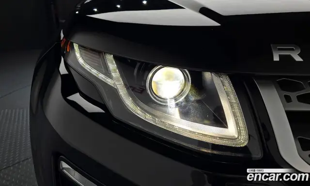 Land Rover Range Rover Evoque 2018 2.0 автомат (гидро), миниатюра 7