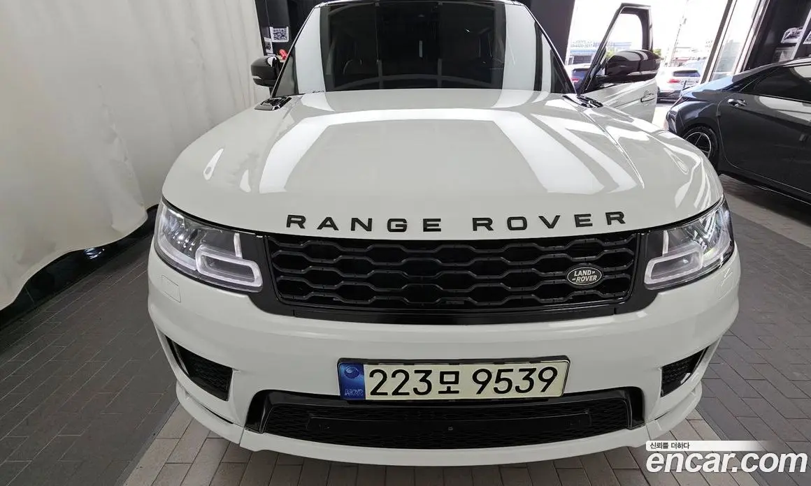 Land Rover Range Rover Sport 2021 3.0 автомат (гидро), фото 28