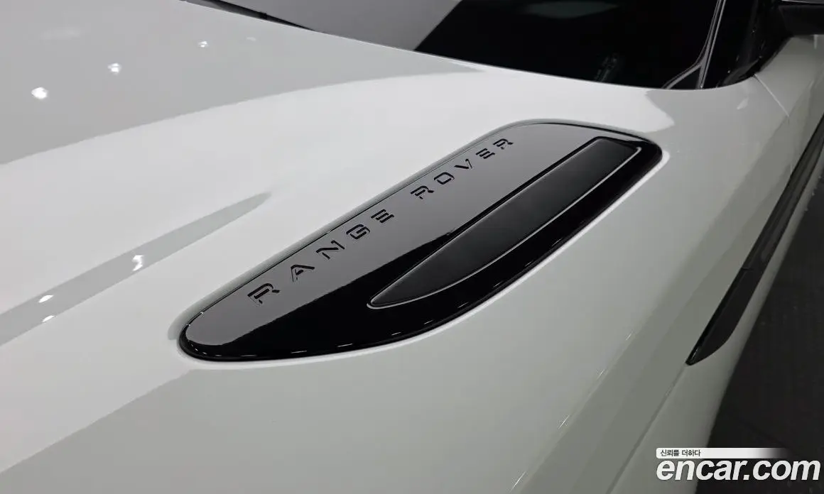 Land Rover Range Rover Velar 2026 2.0 автомат (гидро), фото 20