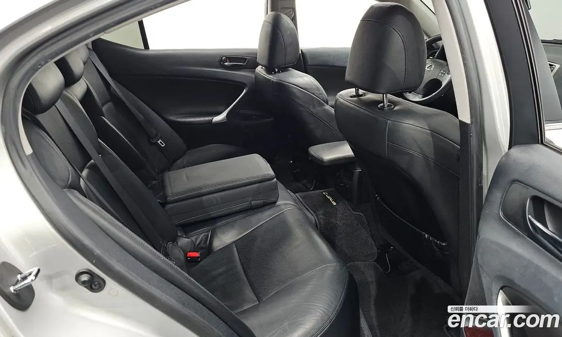 Lexus IS 2007 2.5 автомат (гидро), фото 12 Lexus IS 2007 2.5 автомат (гидро), фото 12