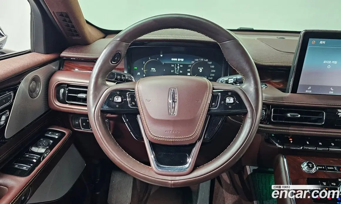 Lincoln Aviator 2021 3.0 автомат (гидро), фото 17 Lincoln Aviator 2021 3.0 автомат (гидро), фото 17