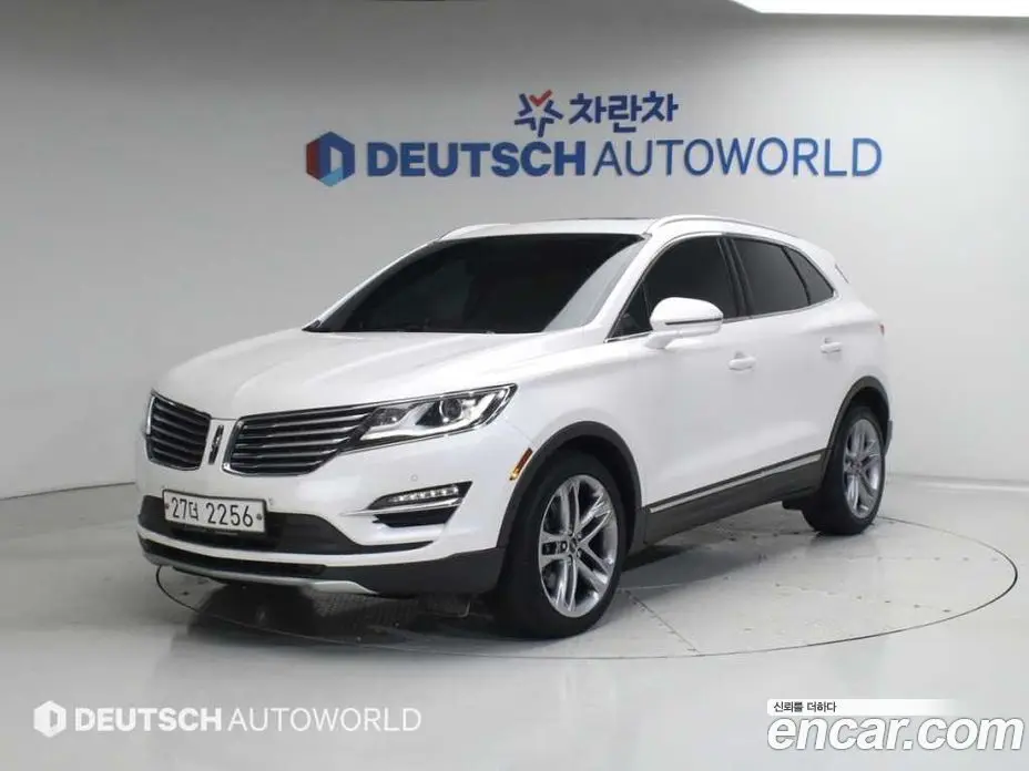 Lincoln MKC 2017 2.0 автомат (гидро), фото 1 Lincoln MKC 2017 2.0 автомат (гидро), фото 1